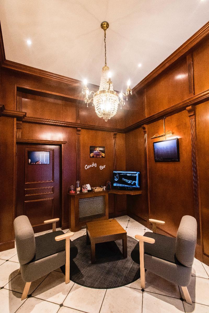 Best Western Hotel D'Arc Орлеан Екстериор снимка