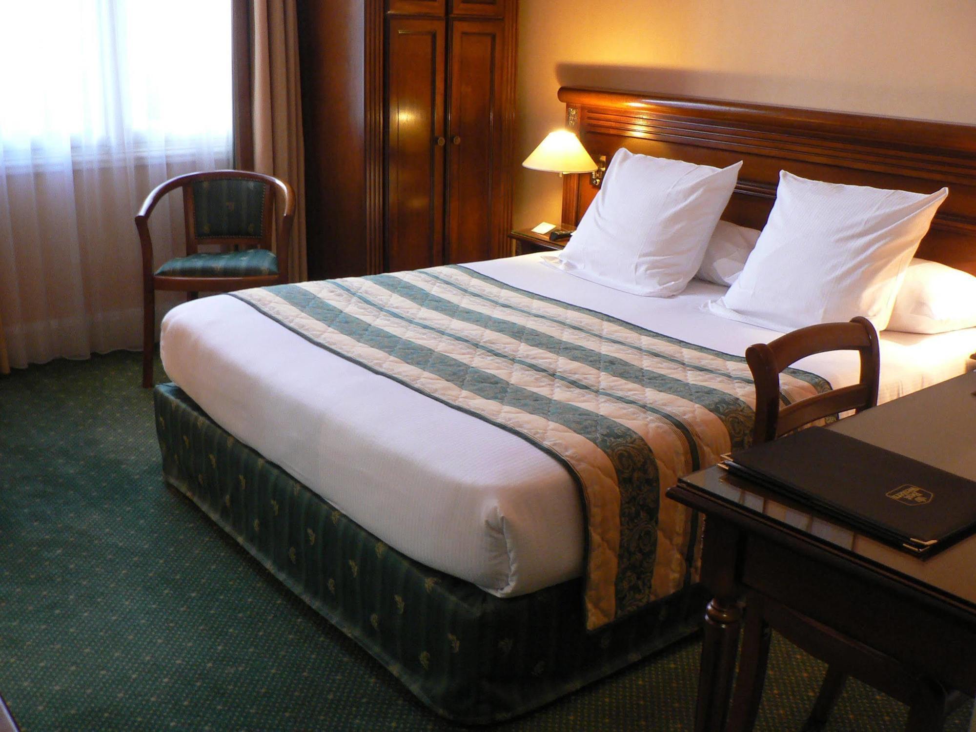 Best Western Hotel D'Arc Орлеан Екстериор снимка